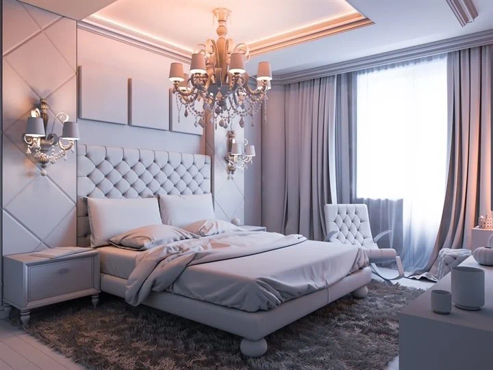 חדר שינה הורים מעוצב בסגנון קלאסי, מיטה עם שטיח והנמכת תקרה.